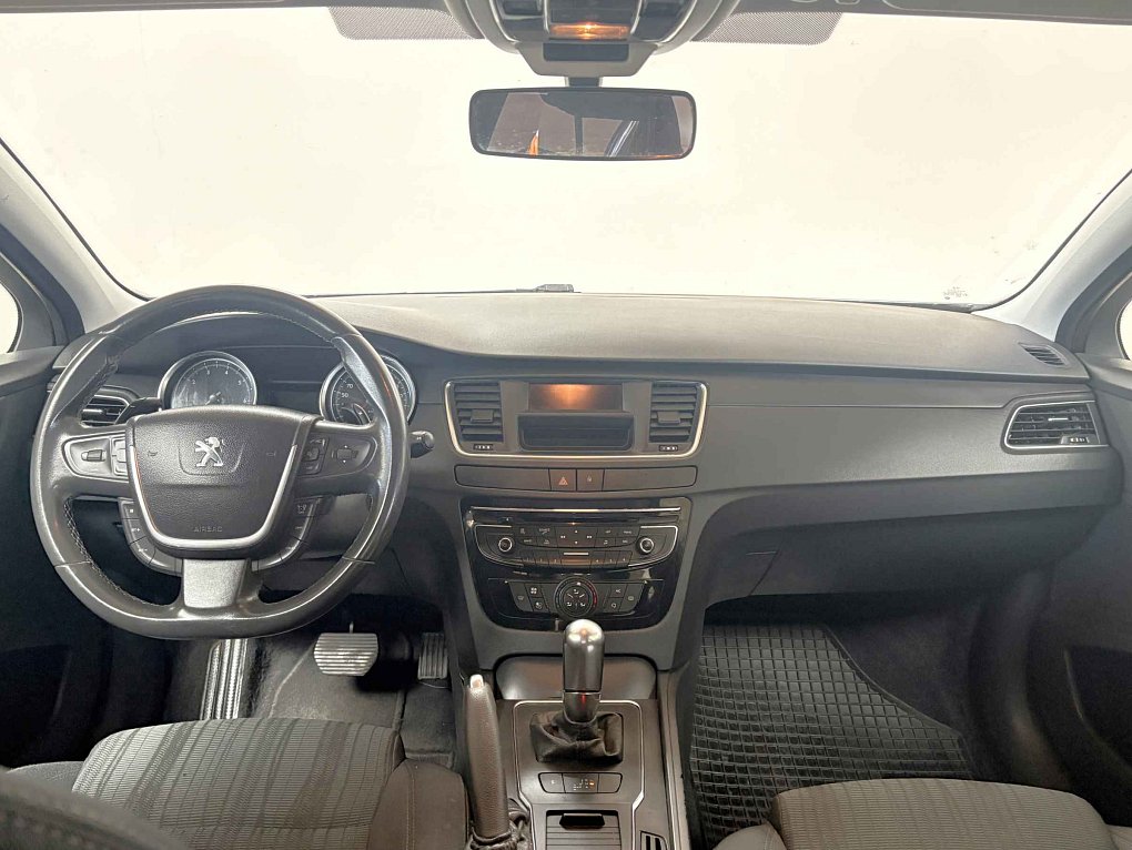Peugeot 508 1.6i 