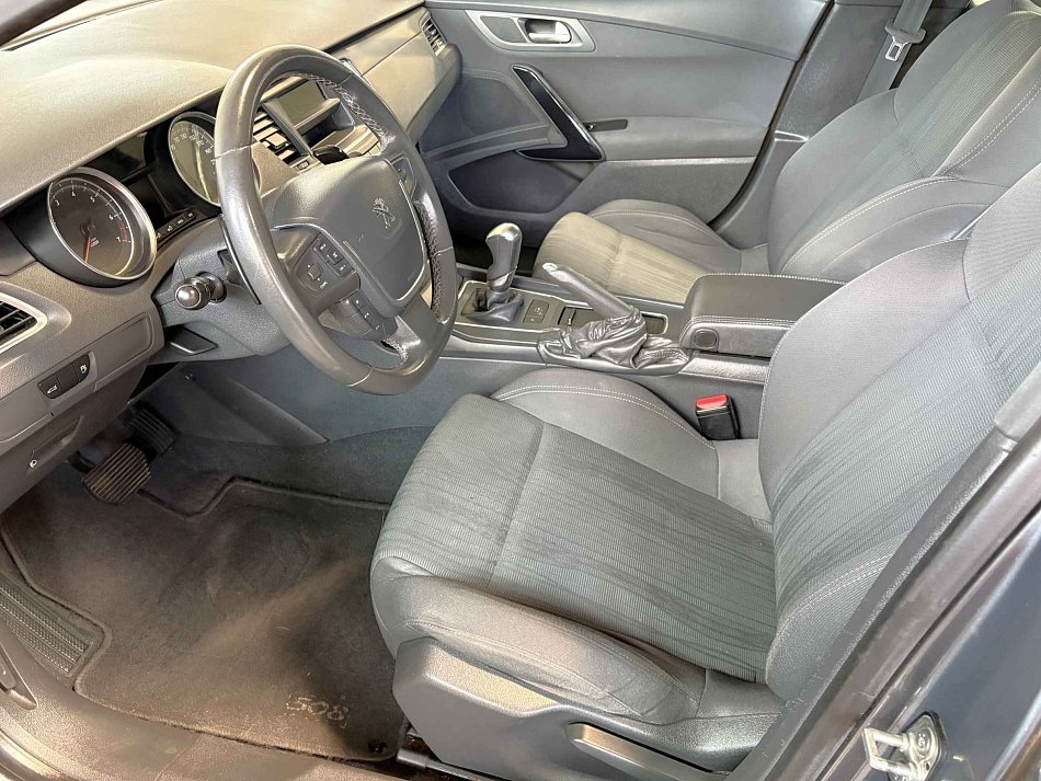 Peugeot 508 1.6i 