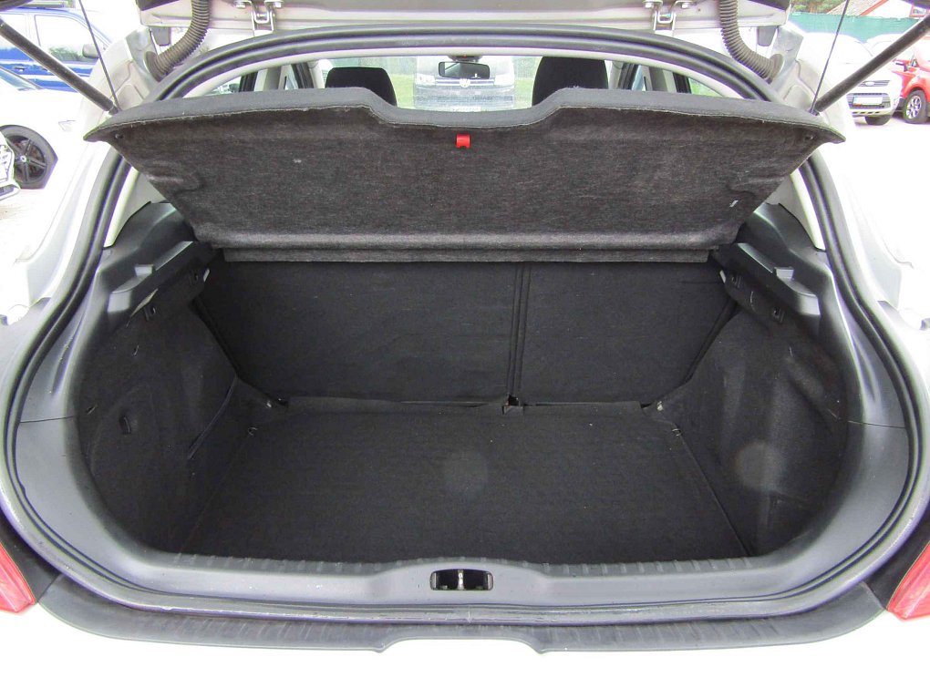 Peugeot 308 1.6VTi 