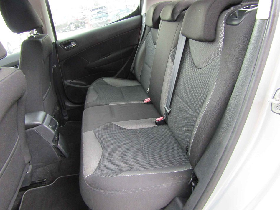 Peugeot 308 1.6VTi 
