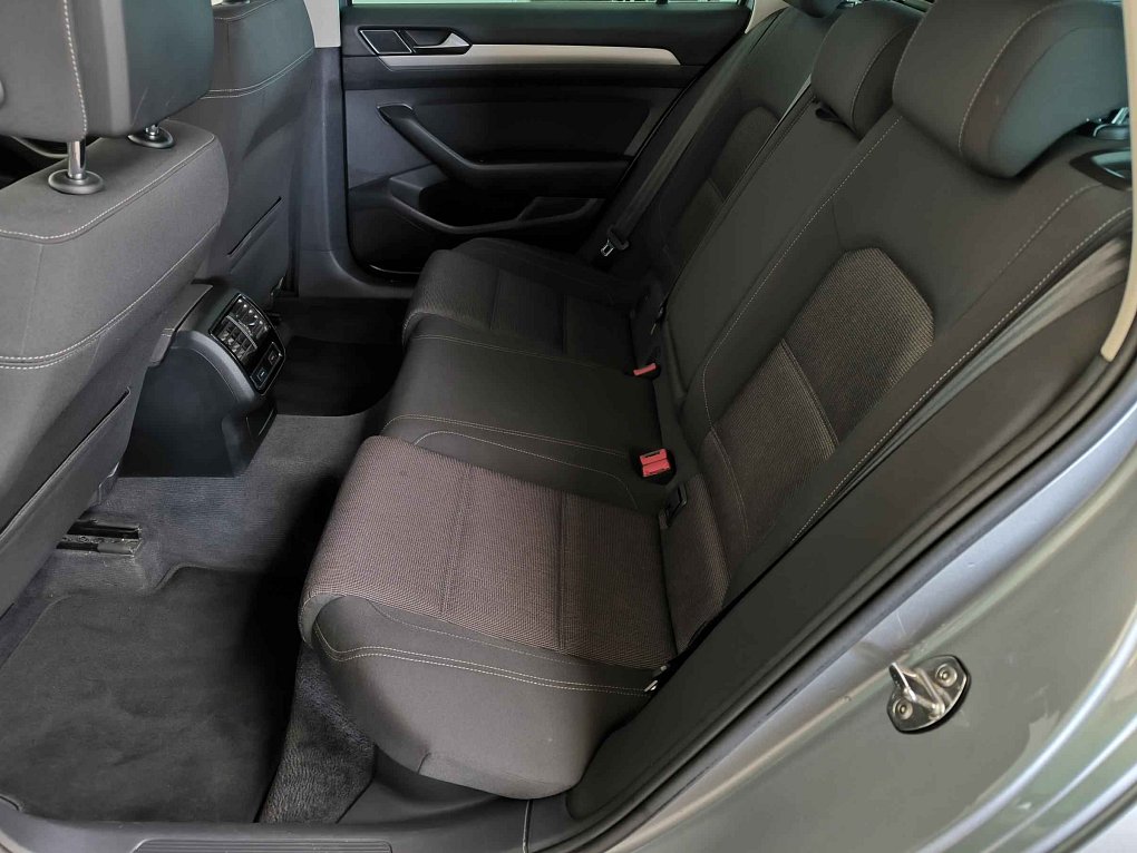 Volkswagen Passat 1.5 TSi Comfortline