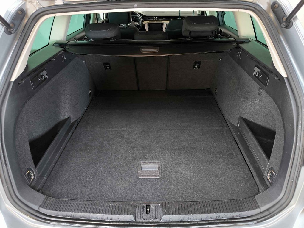 Volkswagen Passat 1.5 TSi Comfortline
