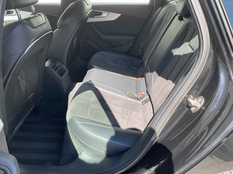 Audi A4 3.0 TDi  quattro