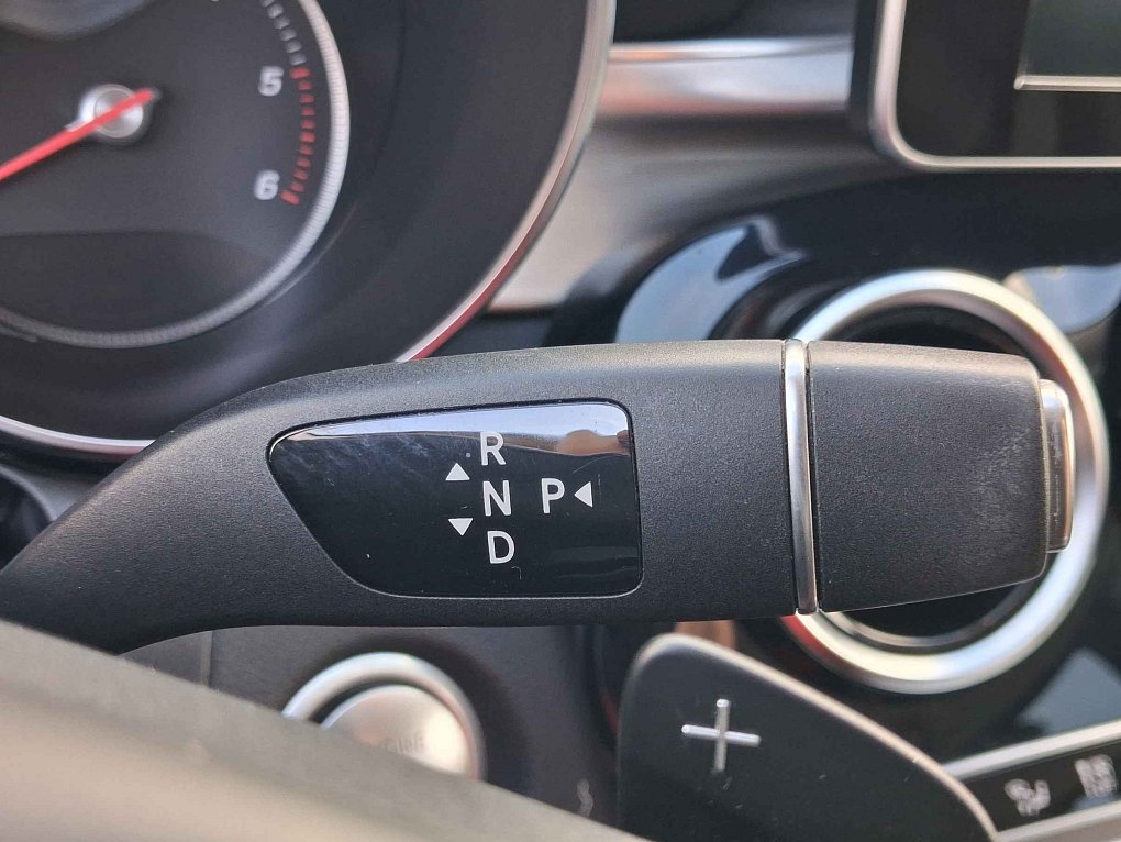 Mercedes-Benz Třída C 2.2 CDi  220d 4matic