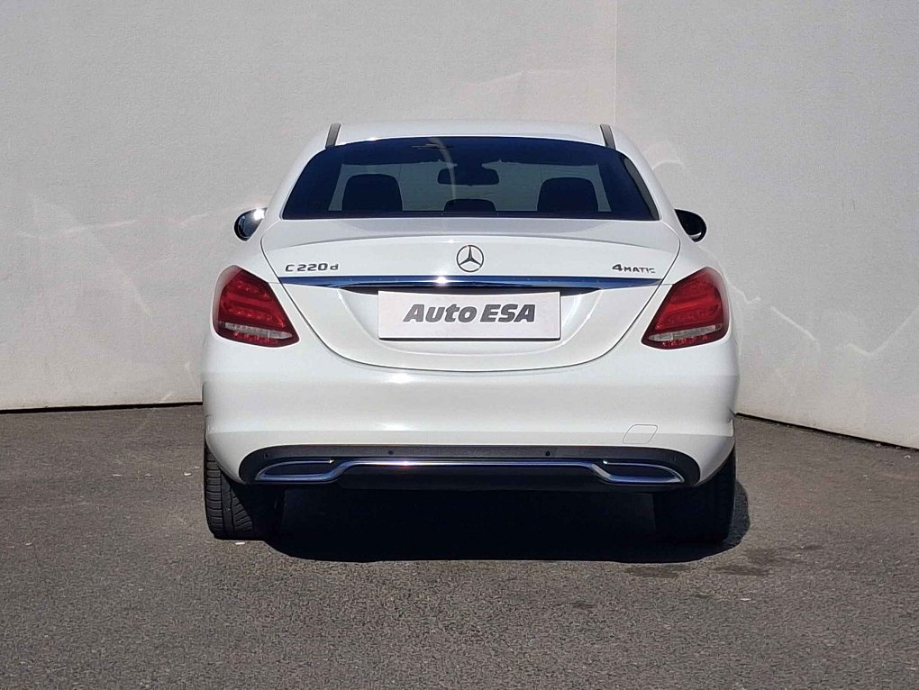 Mercedes-Benz Třída C 2.2 CDi  220d 4matic