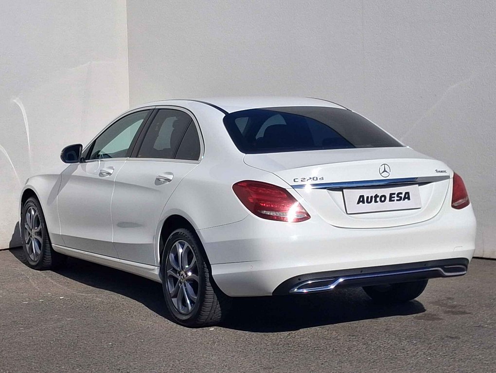 Mercedes-Benz Třída C 2.2 CDi  220d 4matic