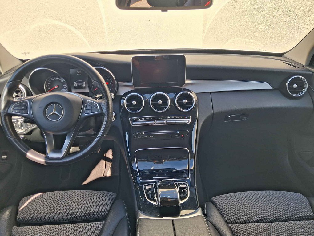 Mercedes-Benz Třída C 2.2 CDi  220d 4matic