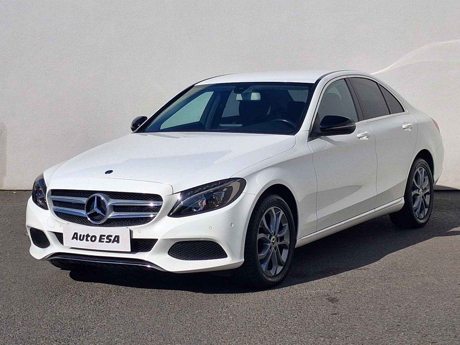 Mercedes-Benz Třída C 2.2 CDi  220d 4matic