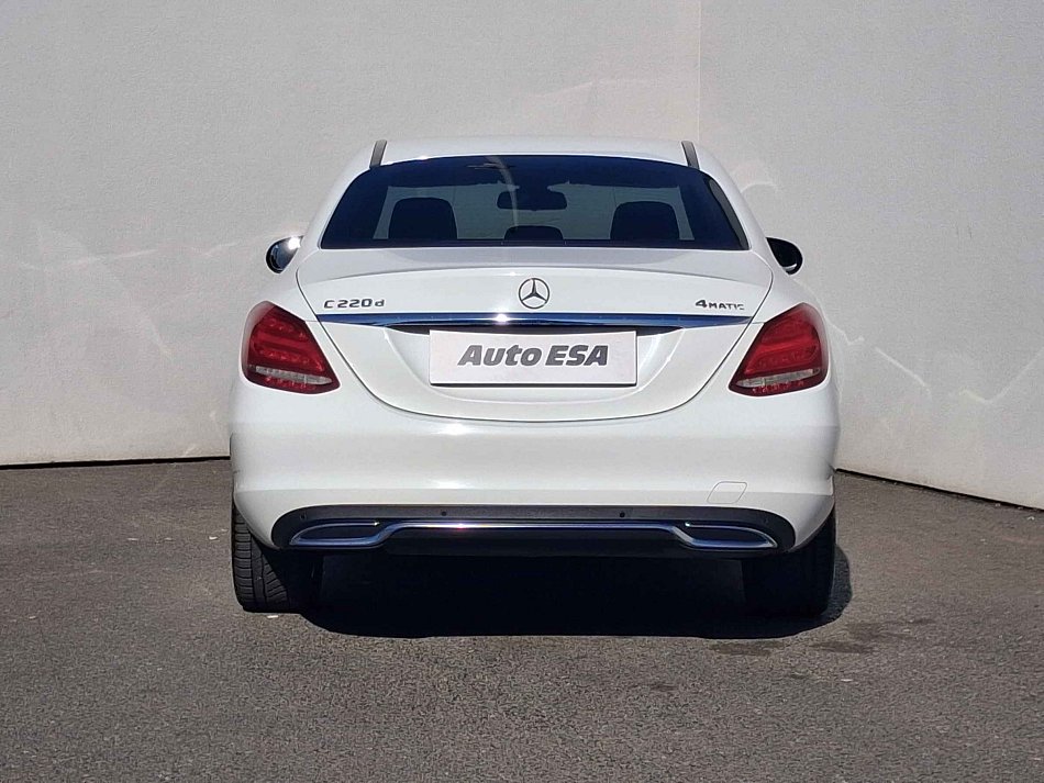 Mercedes-Benz Třída C 2.2 CDi  220d 4matic