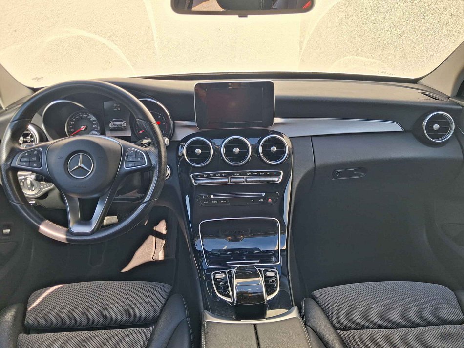 Mercedes-Benz Třída C 2.2 CDi  220d 4matic