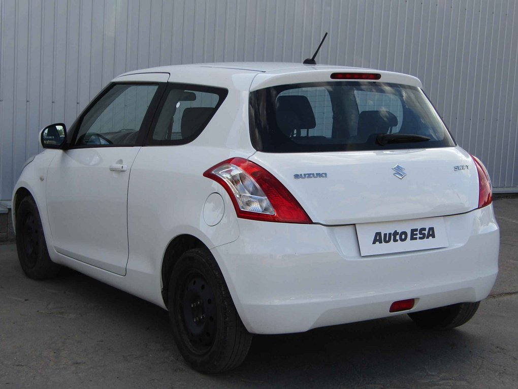 Suzuki Swift 1.2i 