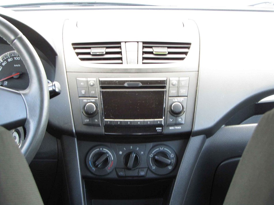 Suzuki Swift 1.2i 