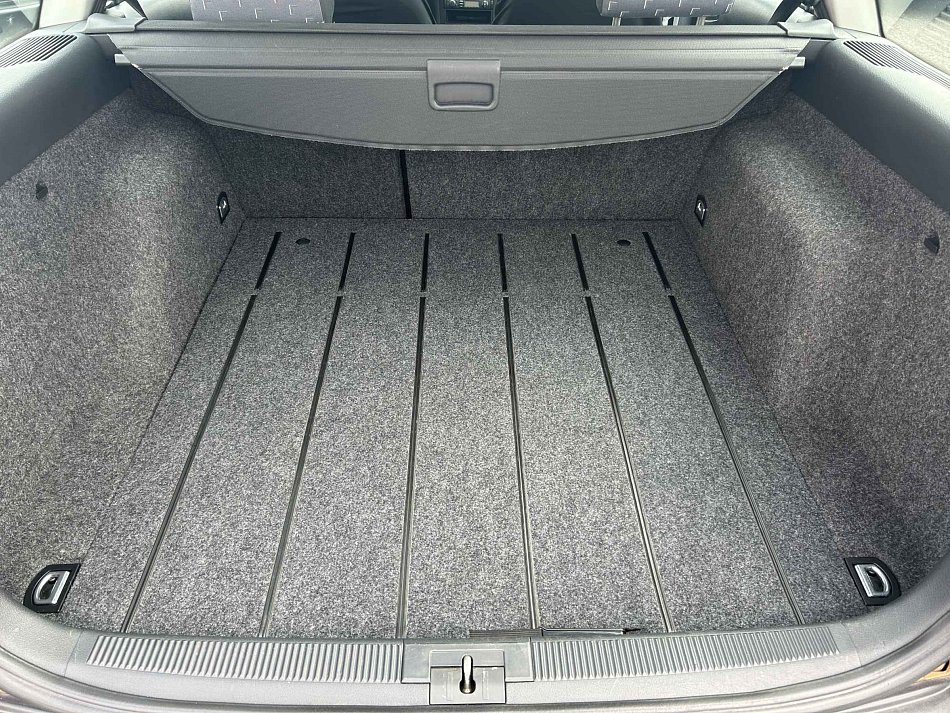 Škoda Octavia 2.0i  4x4