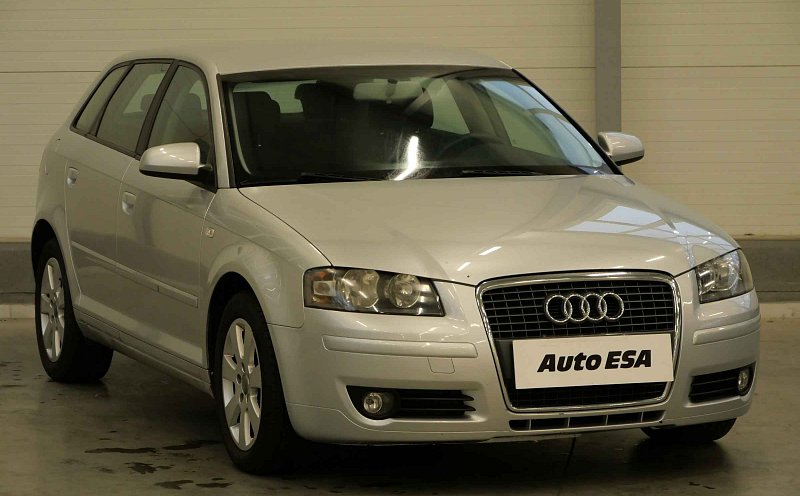 Audi A3 1.6i 