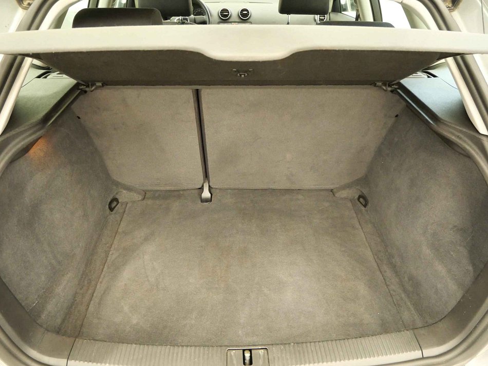 Audi A3 1.6i 