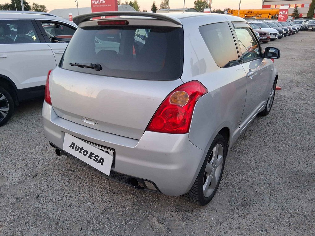 Suzuki Swift 1.6i 