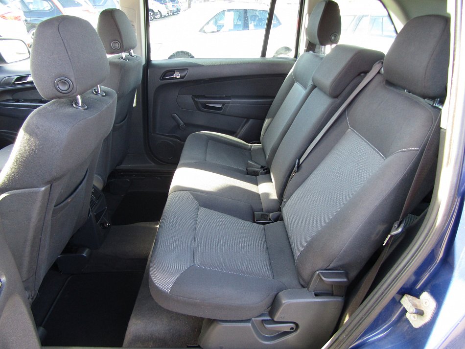 Opel Zafira 1.8 i 