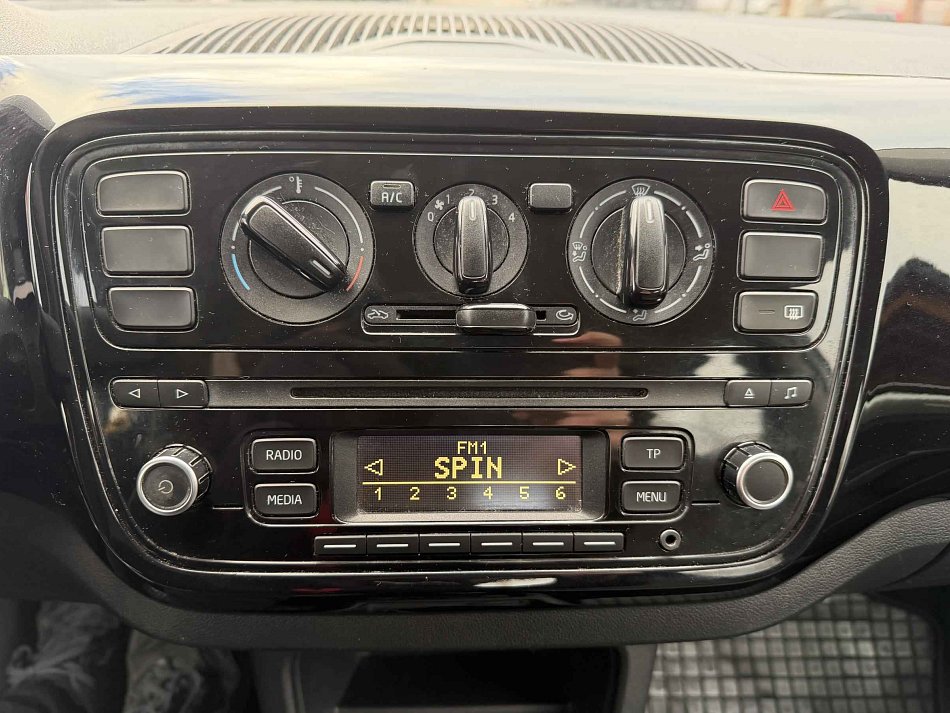 Volkswagen Up! 1.0i 