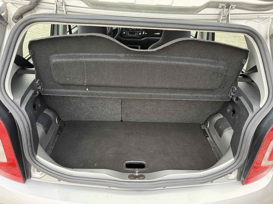 Volkswagen Up! 1.0i 