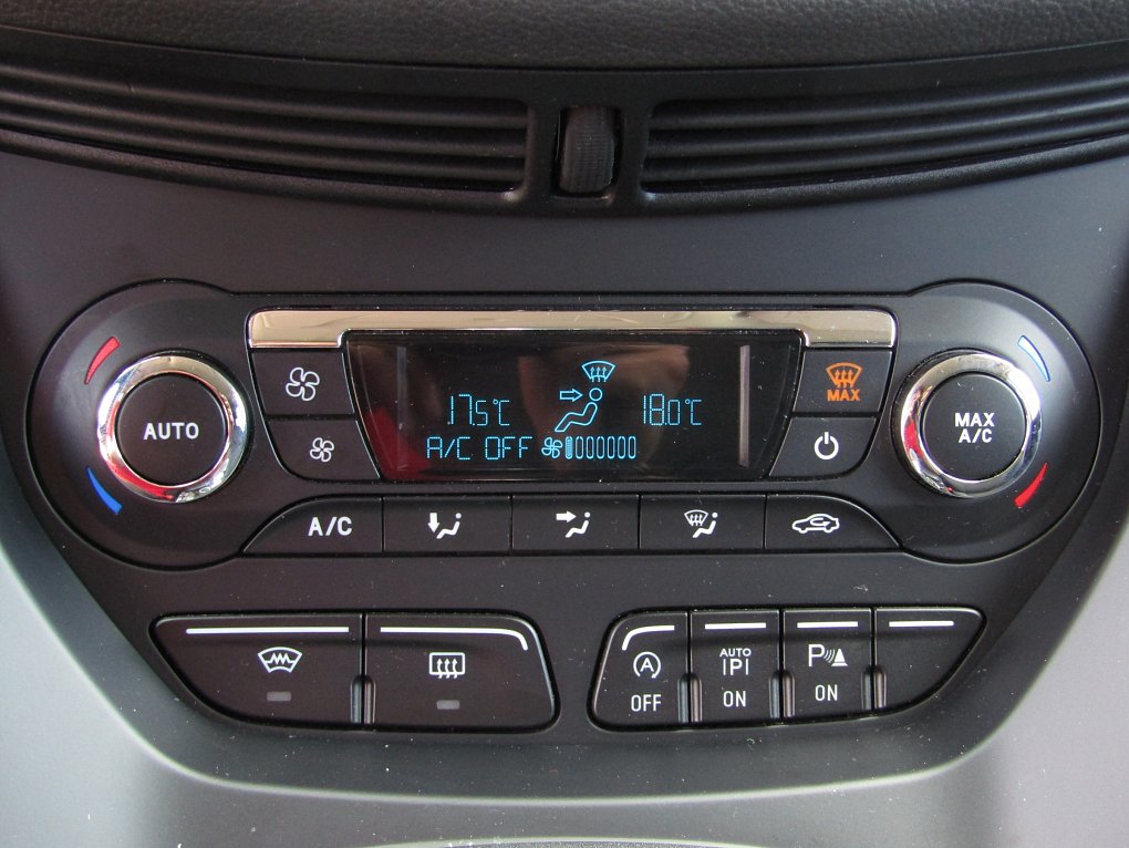 Ford Kuga 1.5EB Trend Plus