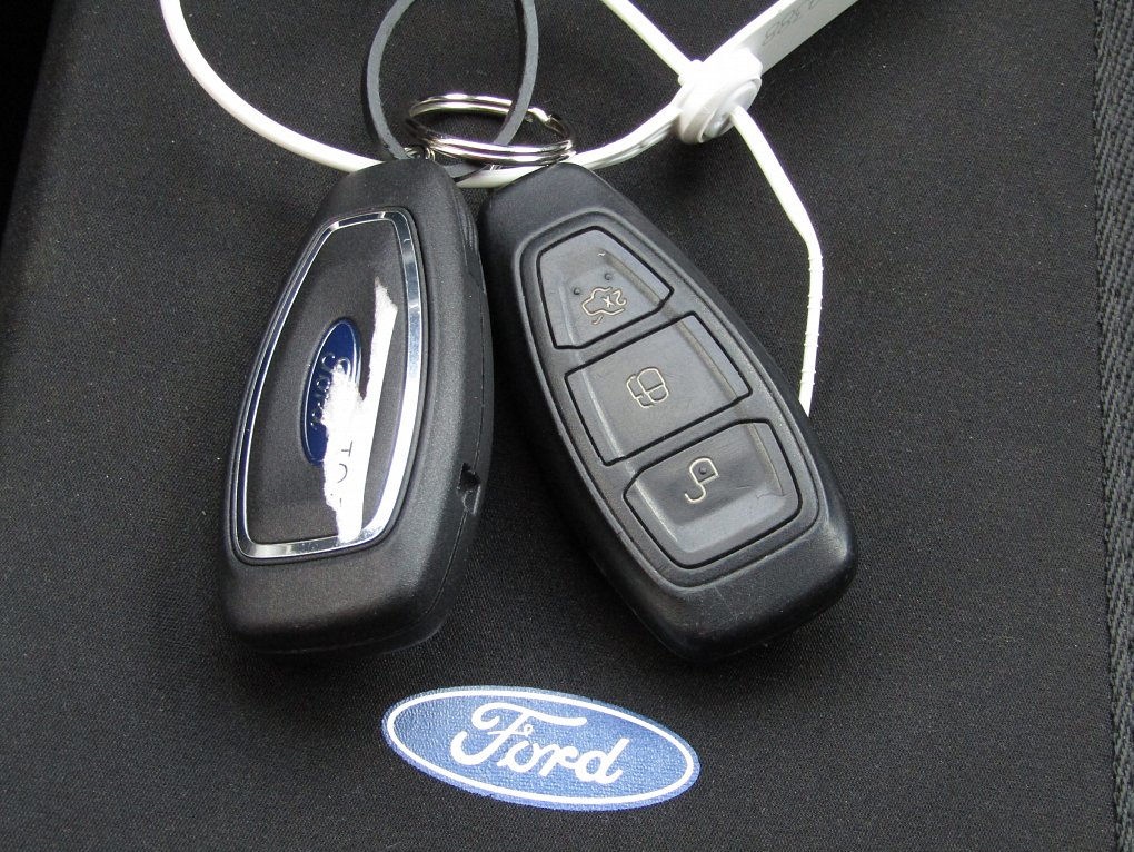 Ford Kuga 1.5EB Trend Plus