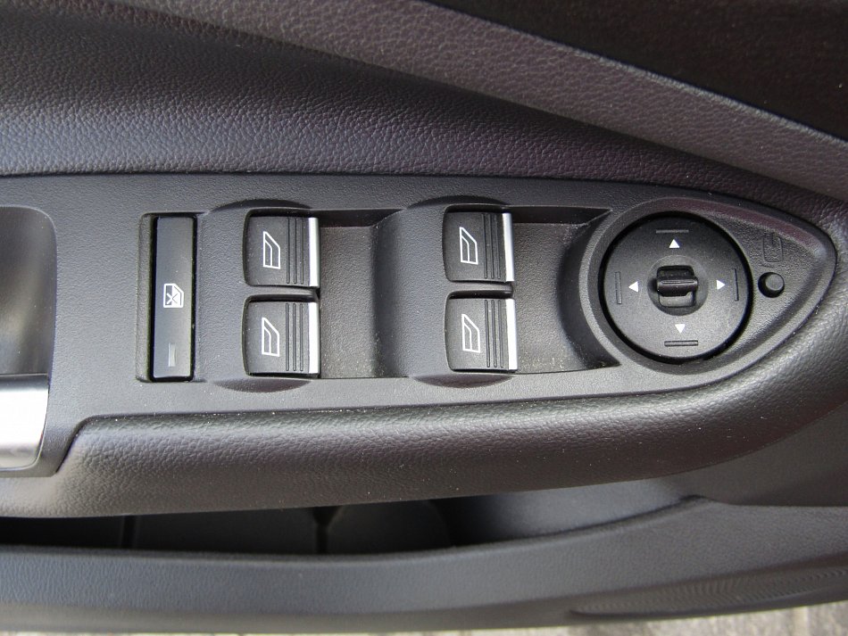 Ford Kuga 1.5EB Trend Plus