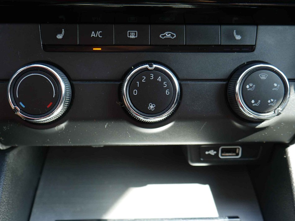 Škoda Octavia III 1.6TDi Ambition