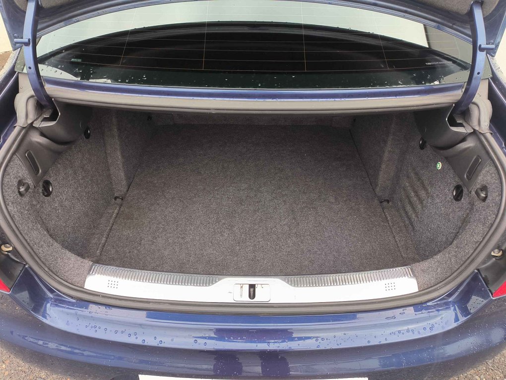 Škoda Superb II 2.0TDi Elegance 4x4