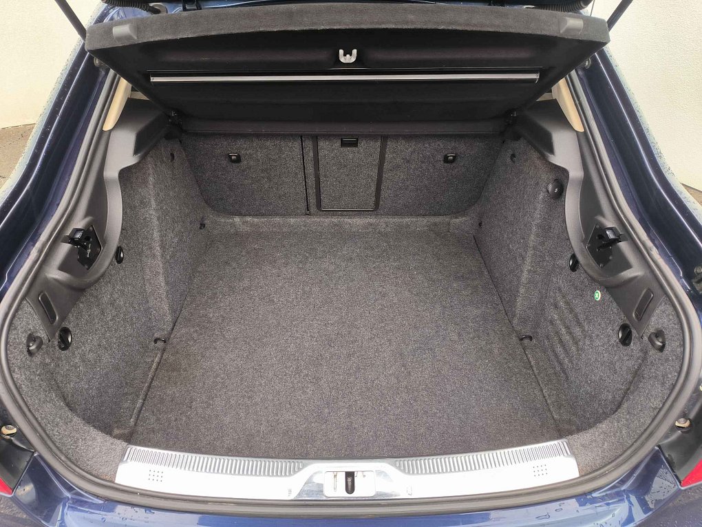 Škoda Superb II 2.0TDi Elegance 4x4