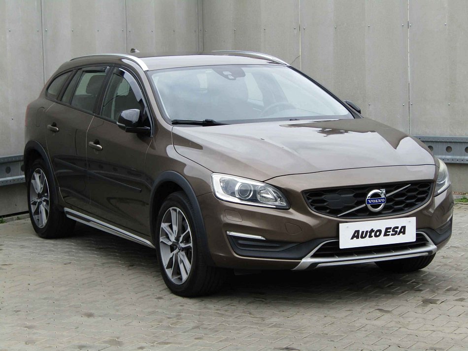 Volvo V60 2.0 D Cross Country