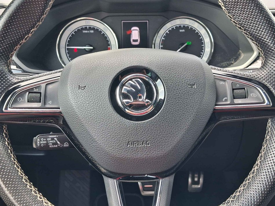 Škoda Superb III 2.0 TDi SportLine