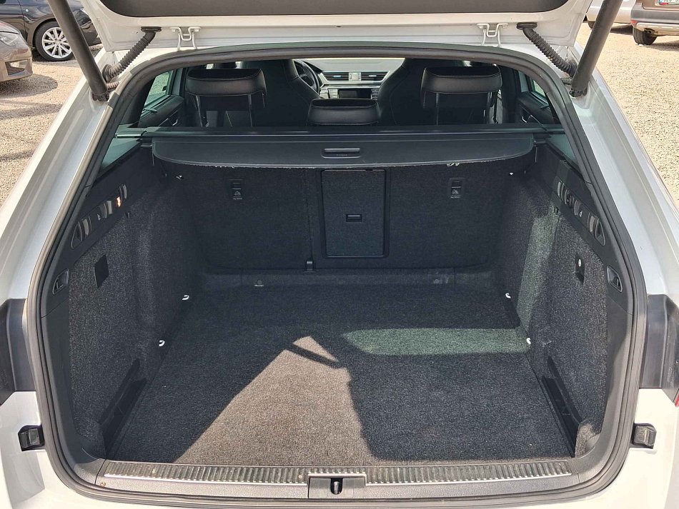 Škoda Superb III 2.0 TDi SportLine