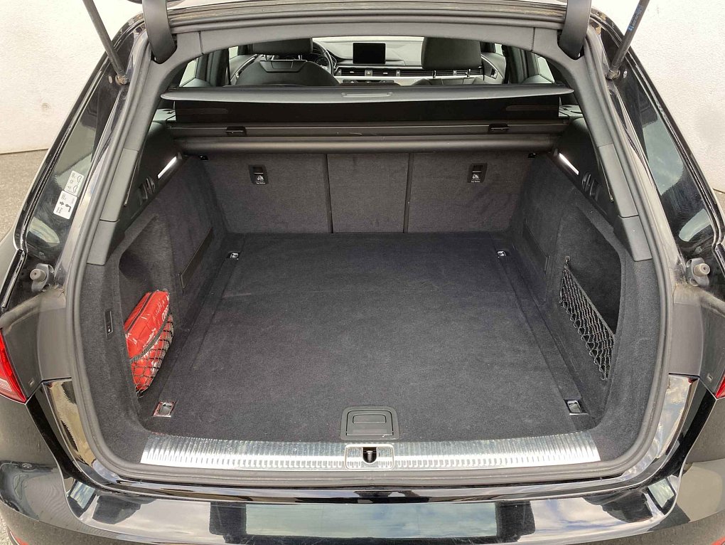 Audi A4 2.0 TDi Sport quattro