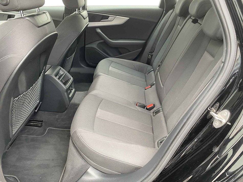 Audi A4 2.0 TDi Sport quattro
