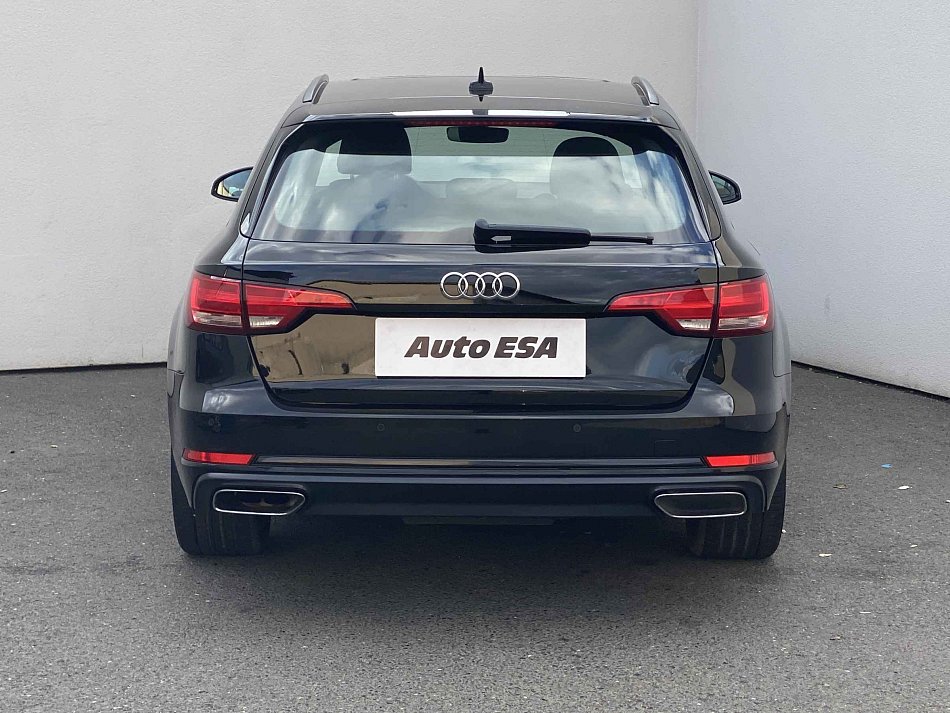 Audi A4 2.0 TDi Sport quattro