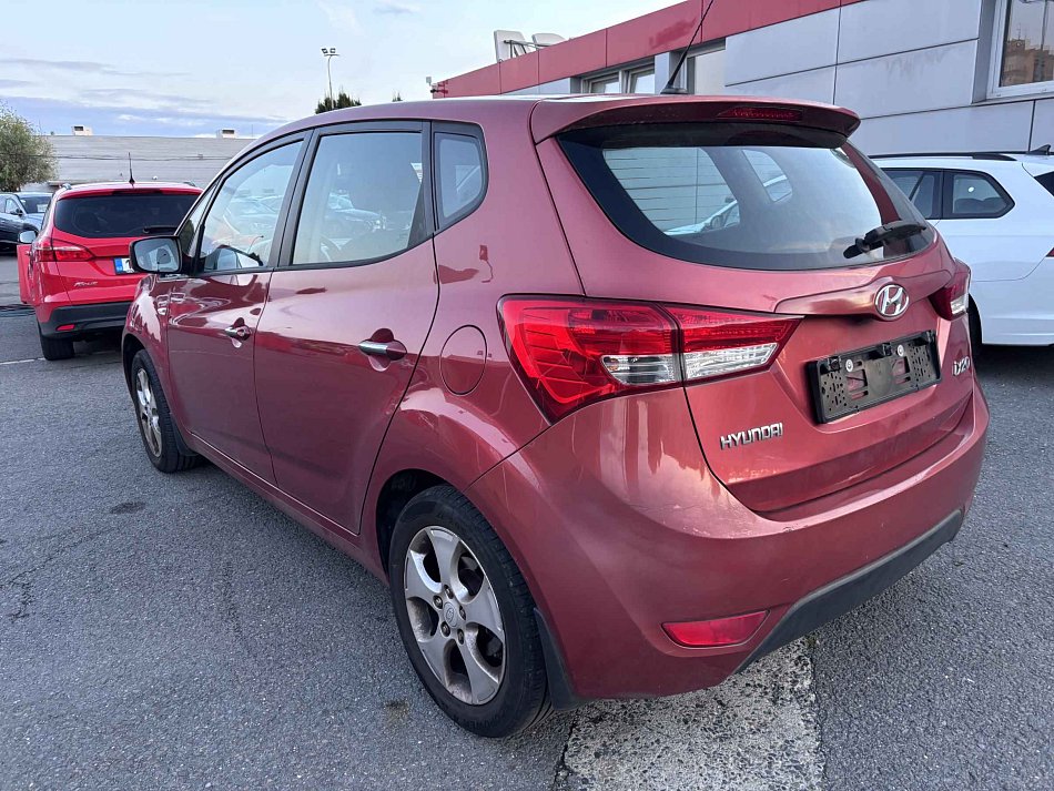 Hyundai Ix20 1.4i 