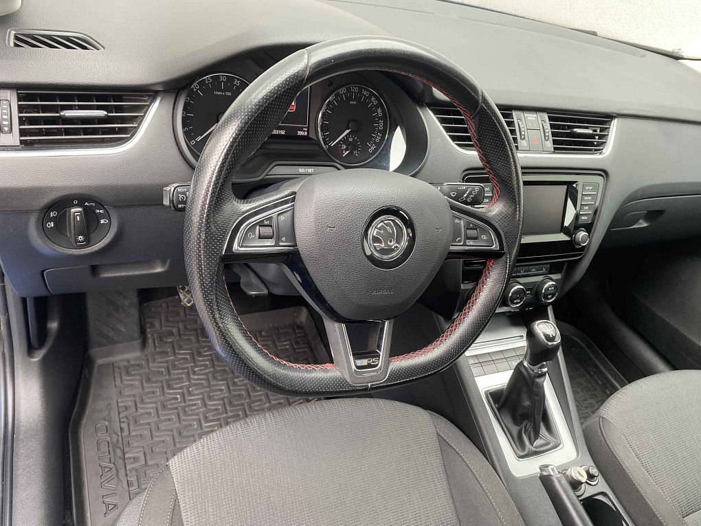 Škoda Octavia III 1.6 TDi Elegance