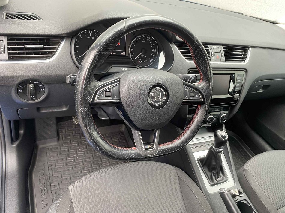 Škoda Octavia III 1.6 TDi Elegance