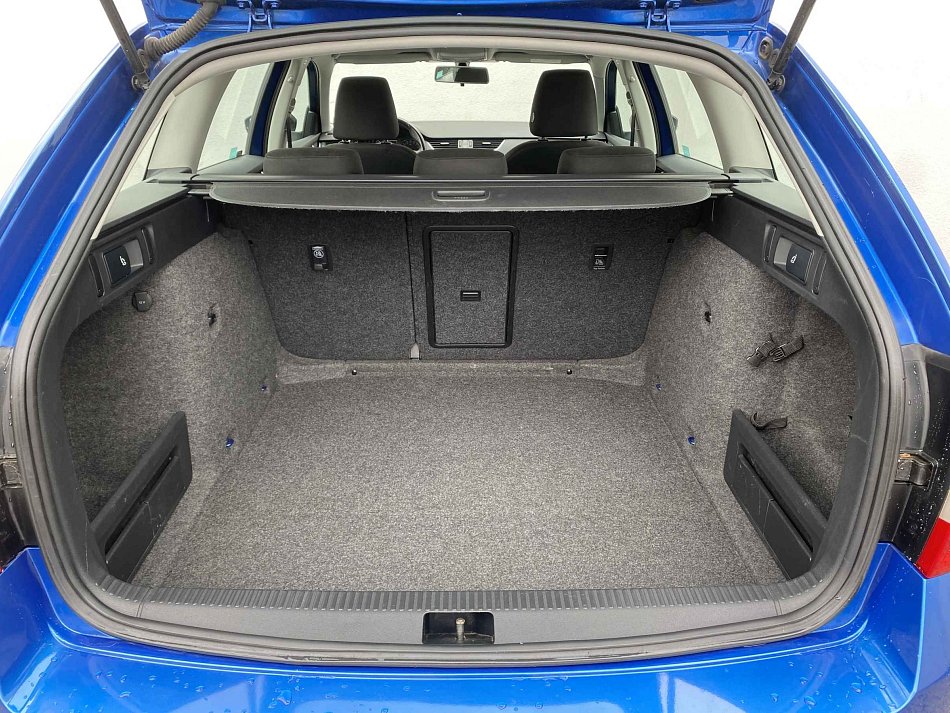 Škoda Octavia III 1.6 TDi Elegance