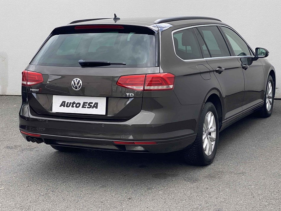 Volkswagen Passat 2.0 TDi Comfortline