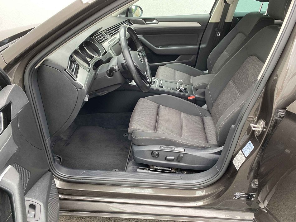 Volkswagen Passat 2.0 TDi Comfortline