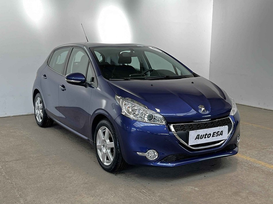 Peugeot 208 1.2 PT 