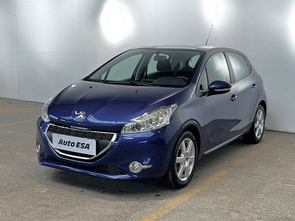 Peugeot 208 1.2 PT 