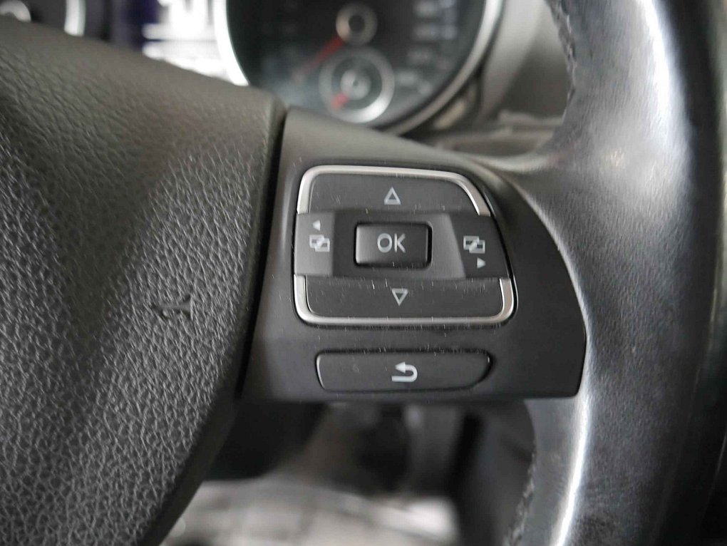 Volkswagen Golf 1.6 TDi  4x4