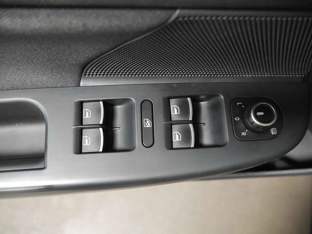 Volkswagen Golf 1.6 TDi  4x4