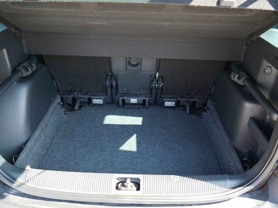 Škoda Yeti 2.0 TDi Elegance 4x4