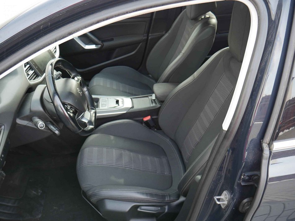 Peugeot 308 2.0 HDi Allure