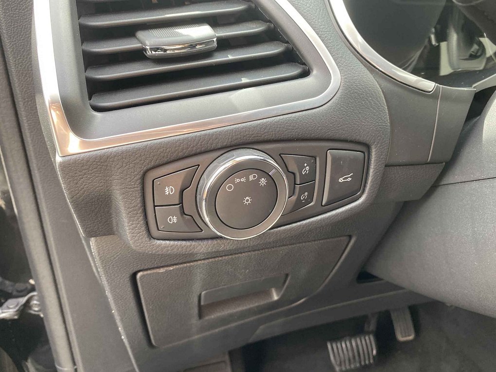 Ford S-MAX 2.0 TDCi  4x4, 7míst