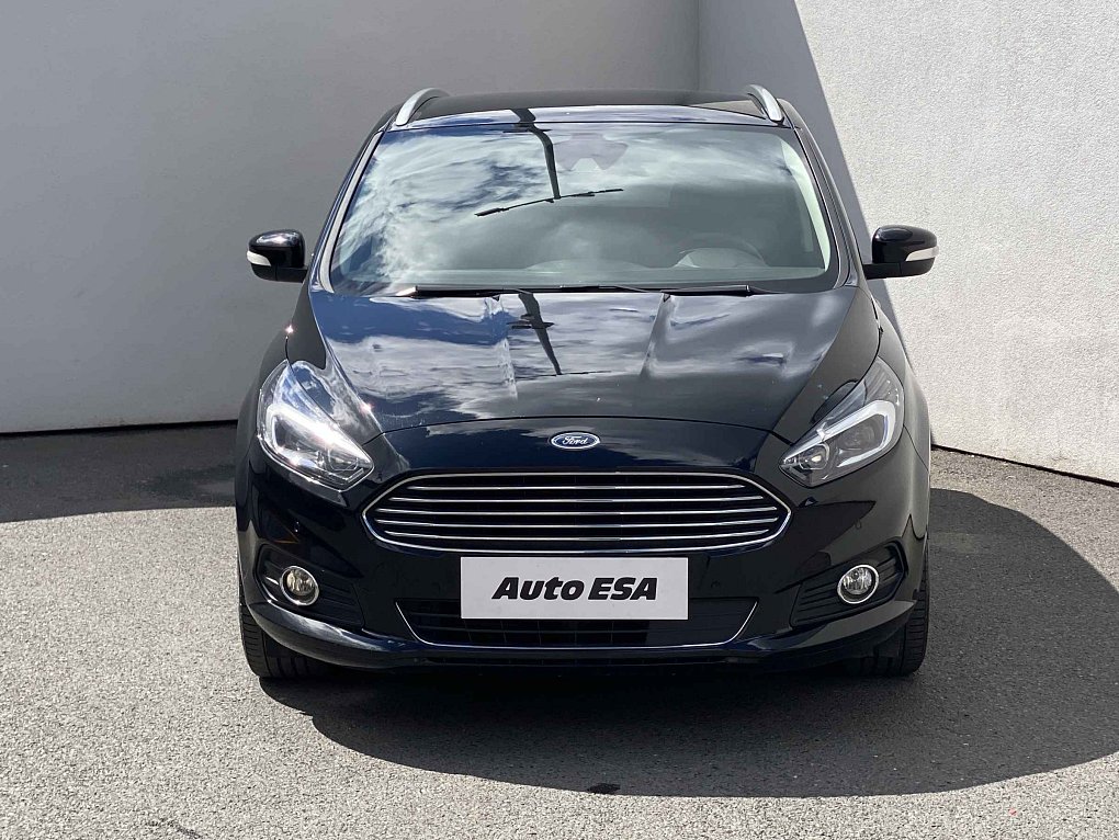 Ford S-MAX 2.0 TDCi  4x4, 7míst