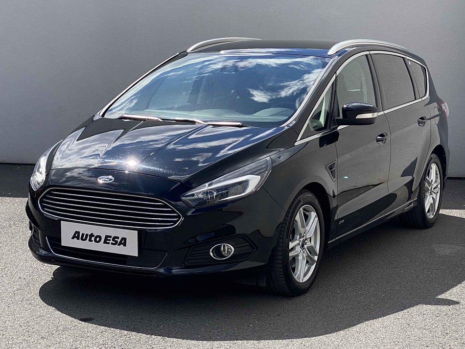 Ford S-MAX 2.0 TDCi  4x4, 7míst